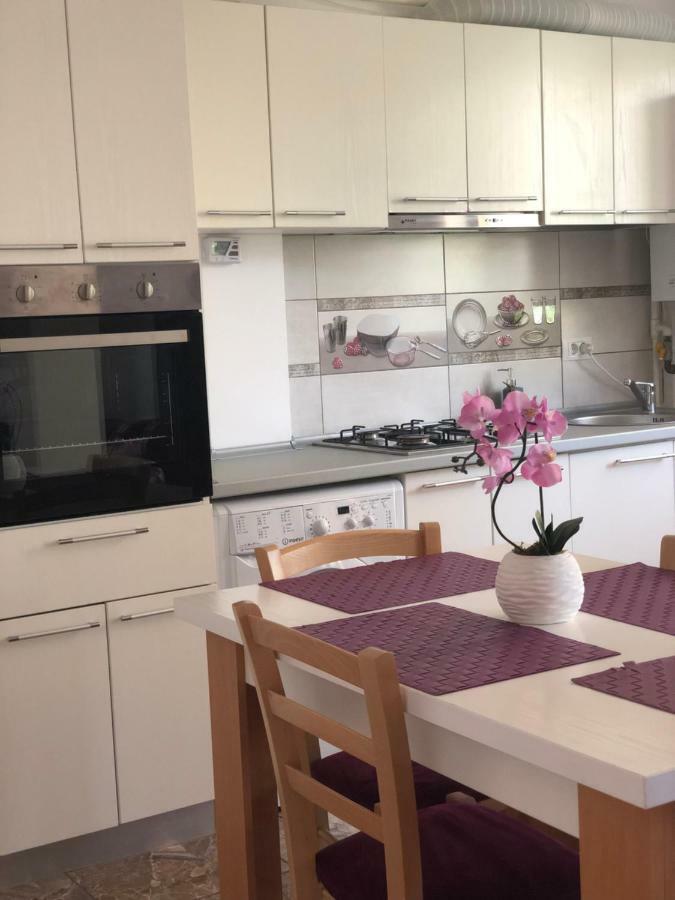 Apartamente Seashells Mamaia Nord Năvodari Exteriör bild